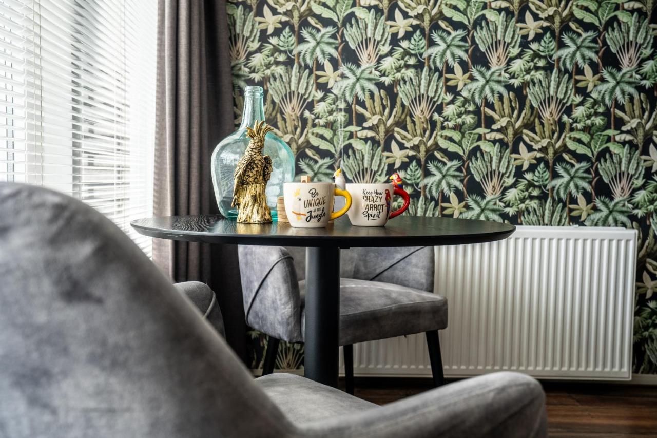 The Lion King - 6 Person Linked Apartment With Roof Terrace Groningen Exterior foto